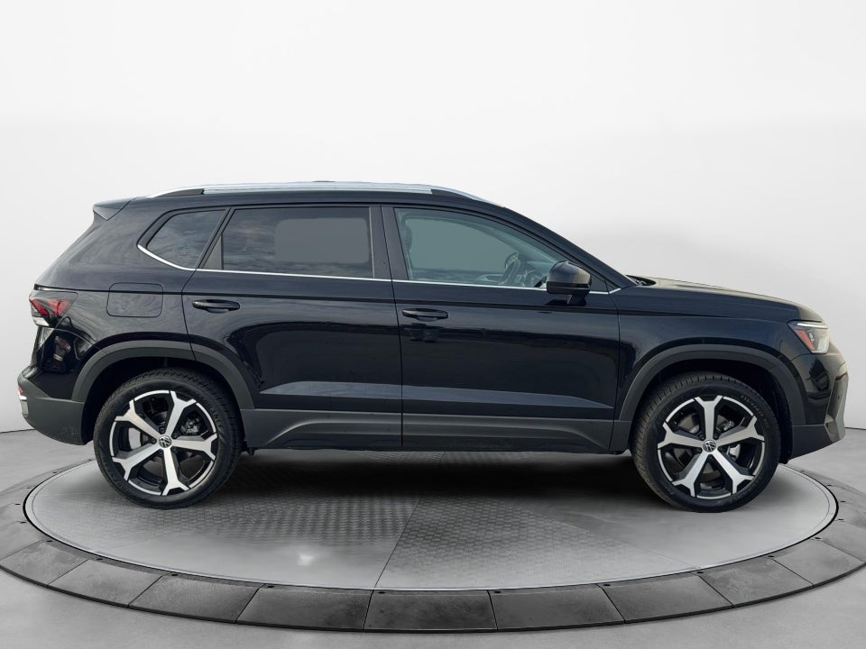 2026 Volkswagen Taos SEL