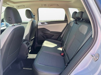 2027 Volkswagen Taos SE