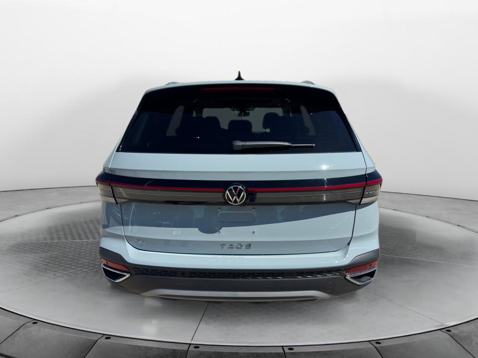 2027 Volkswagen Taos SE