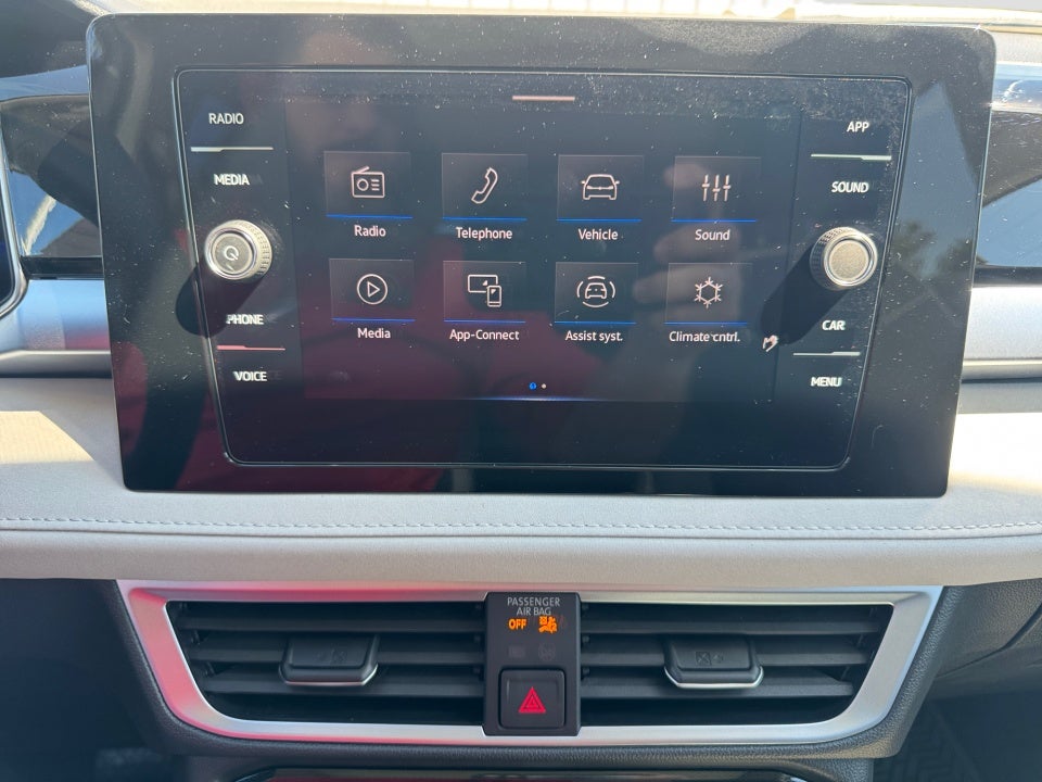 2027 Volkswagen Taos SE
