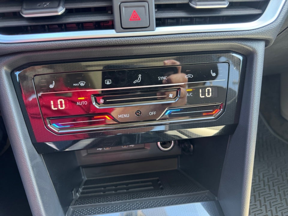 2027 Volkswagen Taos SE