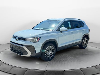 2027 Volkswagen Taos SE