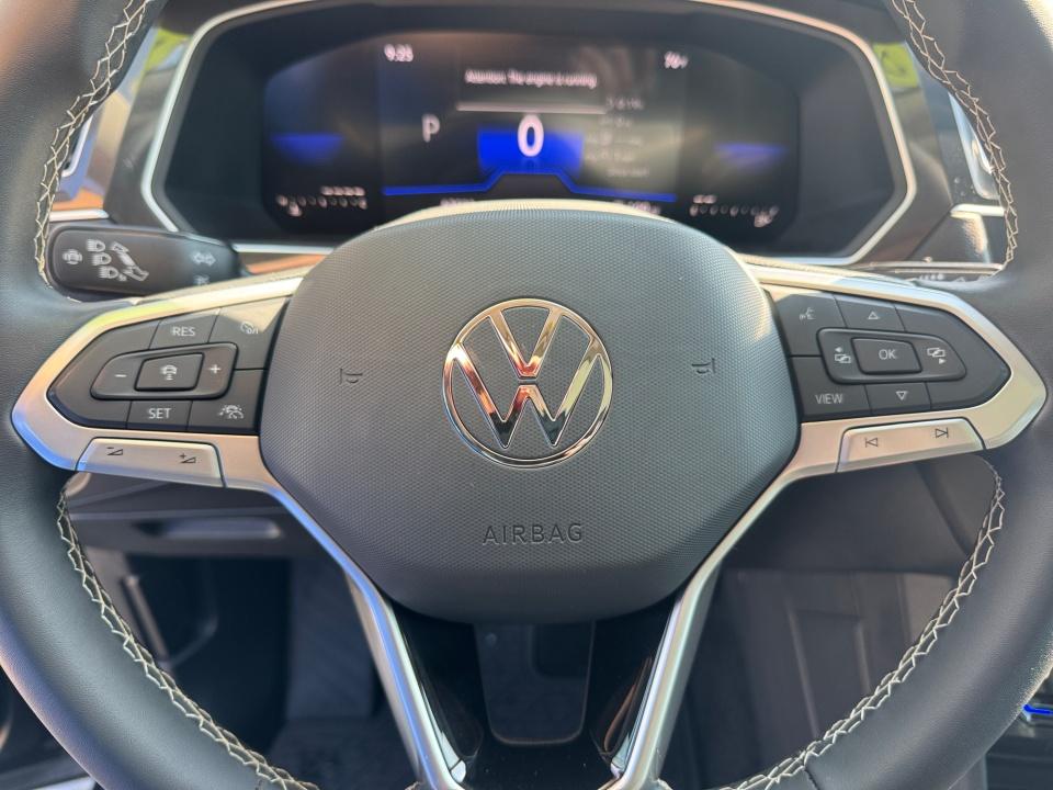 2023 Volkswagen Tiguan SE