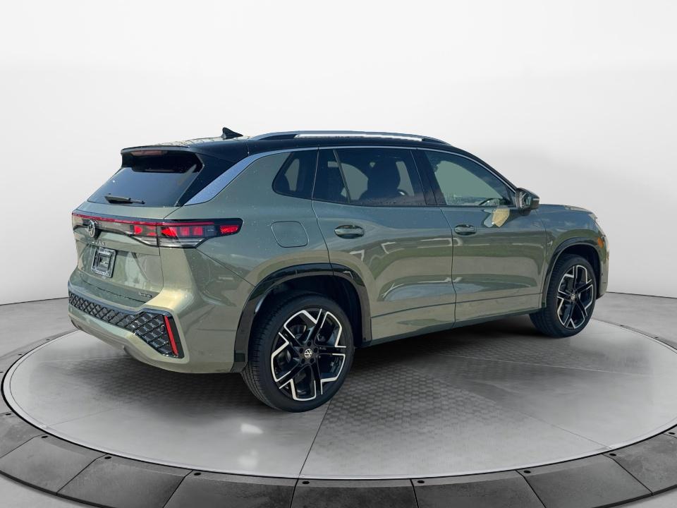 2026 Volkswagen Tiguan SEL R-Line Turbo