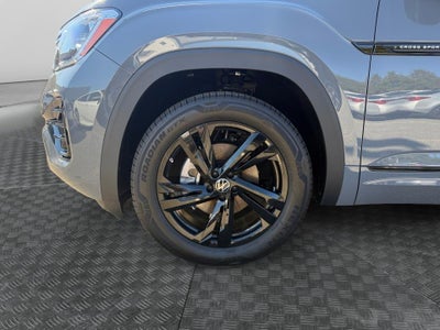 2026 Volkswagen Atlas Cross Sport 2.0T SEL R-Line Black