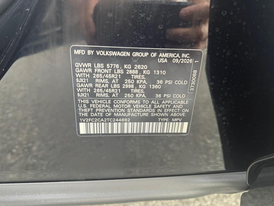 2026 Volkswagen Atlas Cross Sport 2.0T SEL Premium R-Line