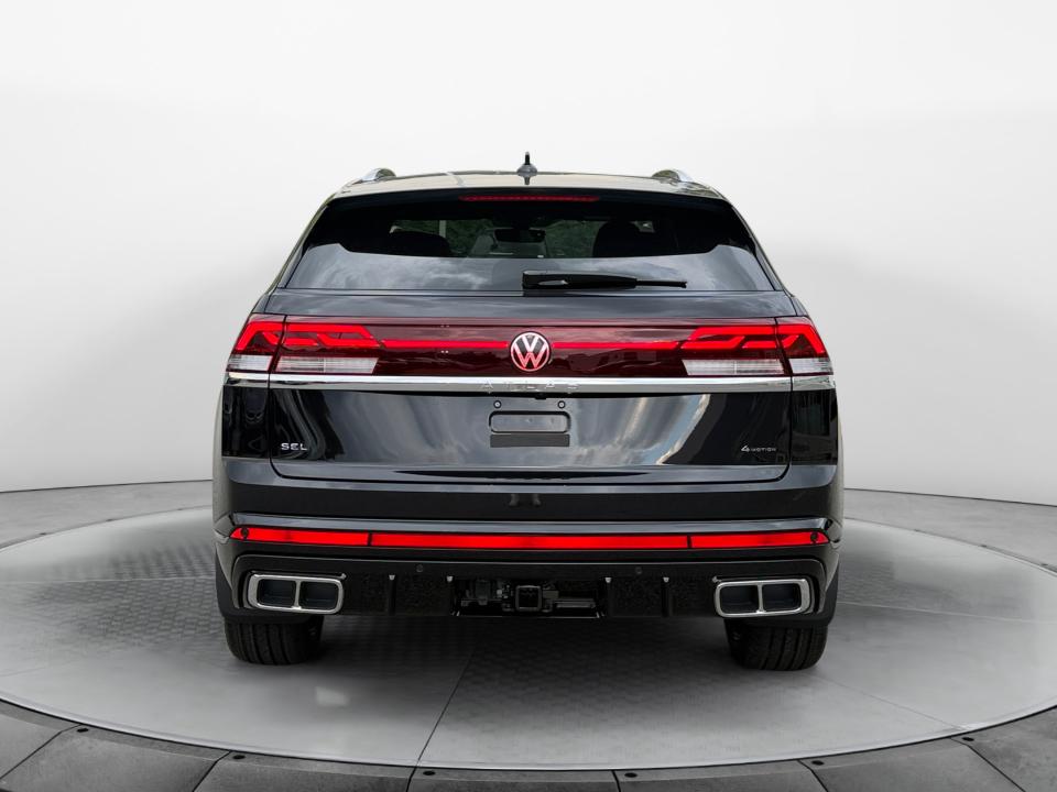 2026 Volkswagen Atlas Cross Sport 2.0T SEL Premium R-Line