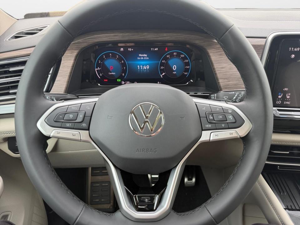 2026 Volkswagen Atlas 2.0T SEL Premium R-Line