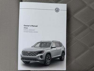 2026 Volkswagen Atlas 2.0T SEL Premium R-Line