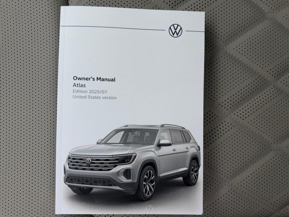 2026 Volkswagen Atlas 2.0T SEL Premium R-Line