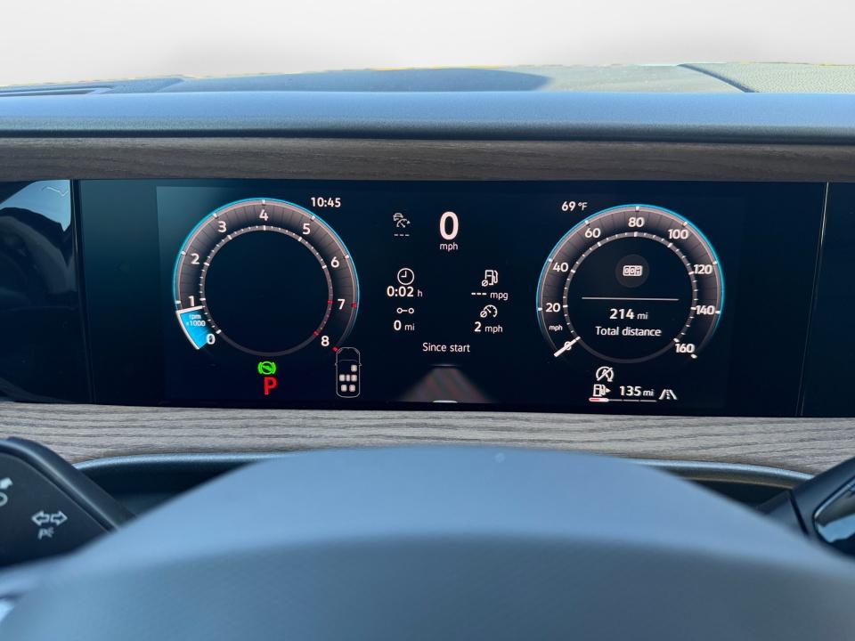 2027 Volkswagen Atlas SE w/Technology