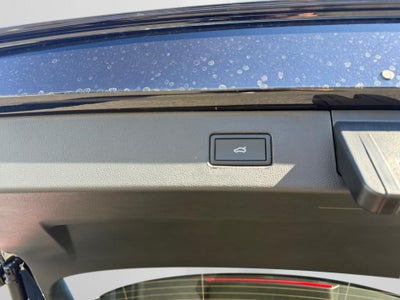 2027 Volkswagen Atlas SE w/Technology