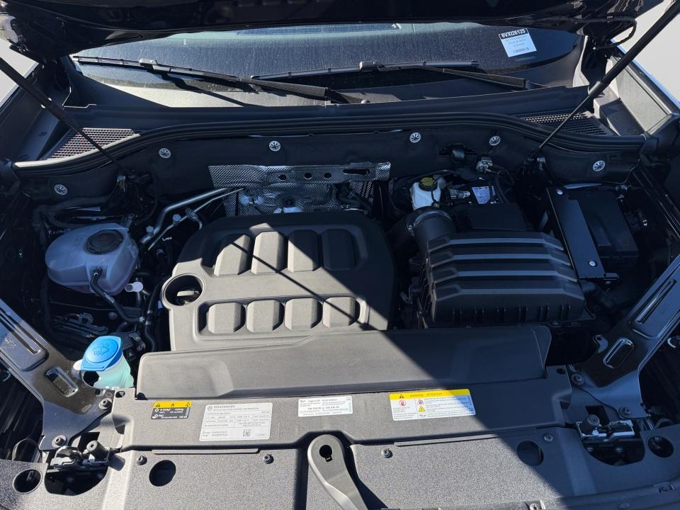2027 Volkswagen Atlas SE w/Technology