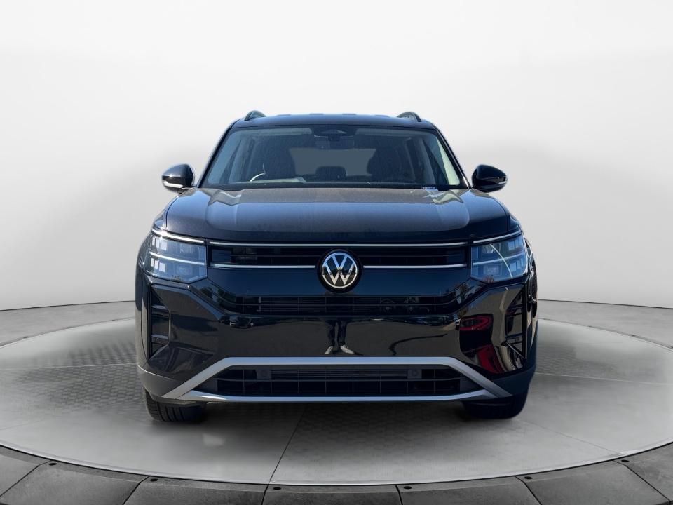 2027 Volkswagen Atlas SE w/Technology