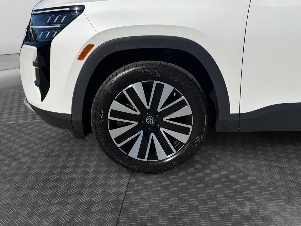 2027 Volkswagen Atlas SE w/Technology