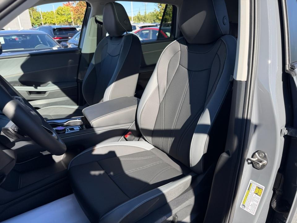 2027 Volkswagen Atlas SE w/Technology