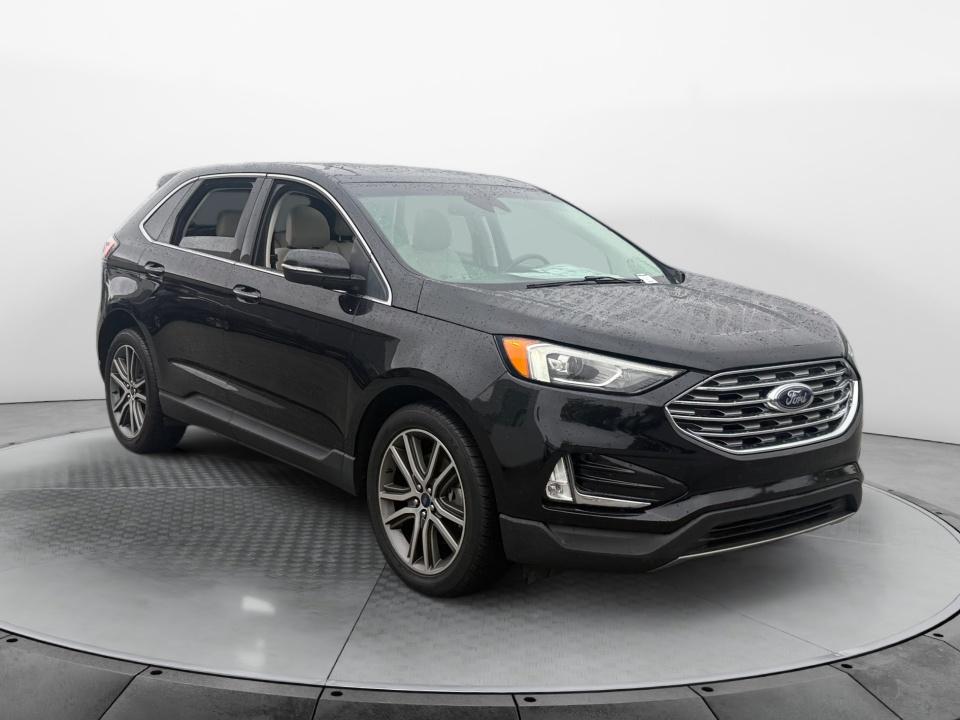 2019 Ford Edge Titanium