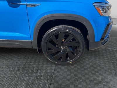 2024 Volkswagen Taos SEL