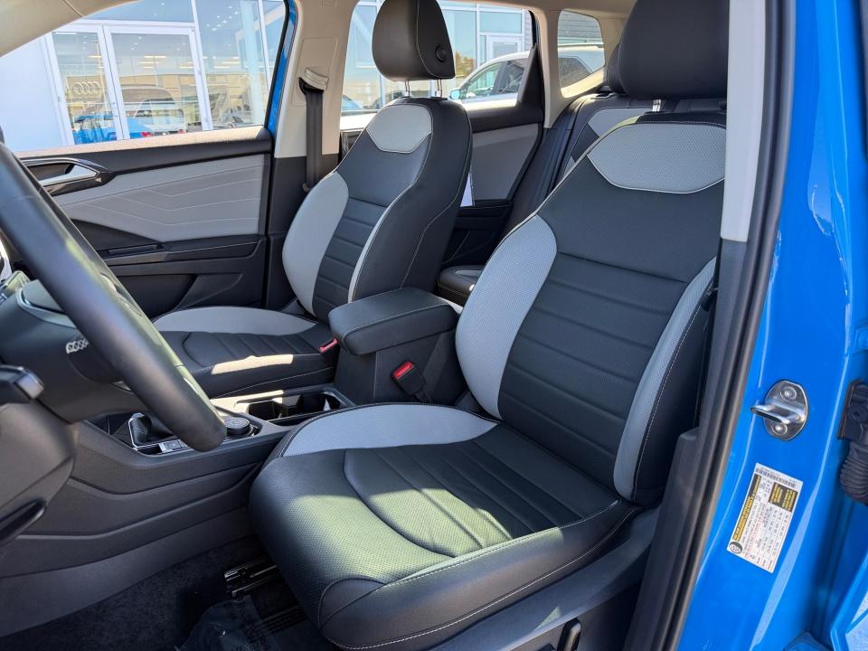 2024 Volkswagen Taos SEL