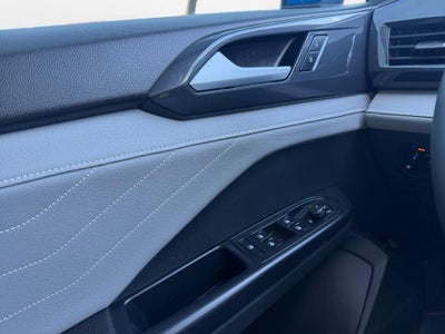 2024 Volkswagen Taos SEL