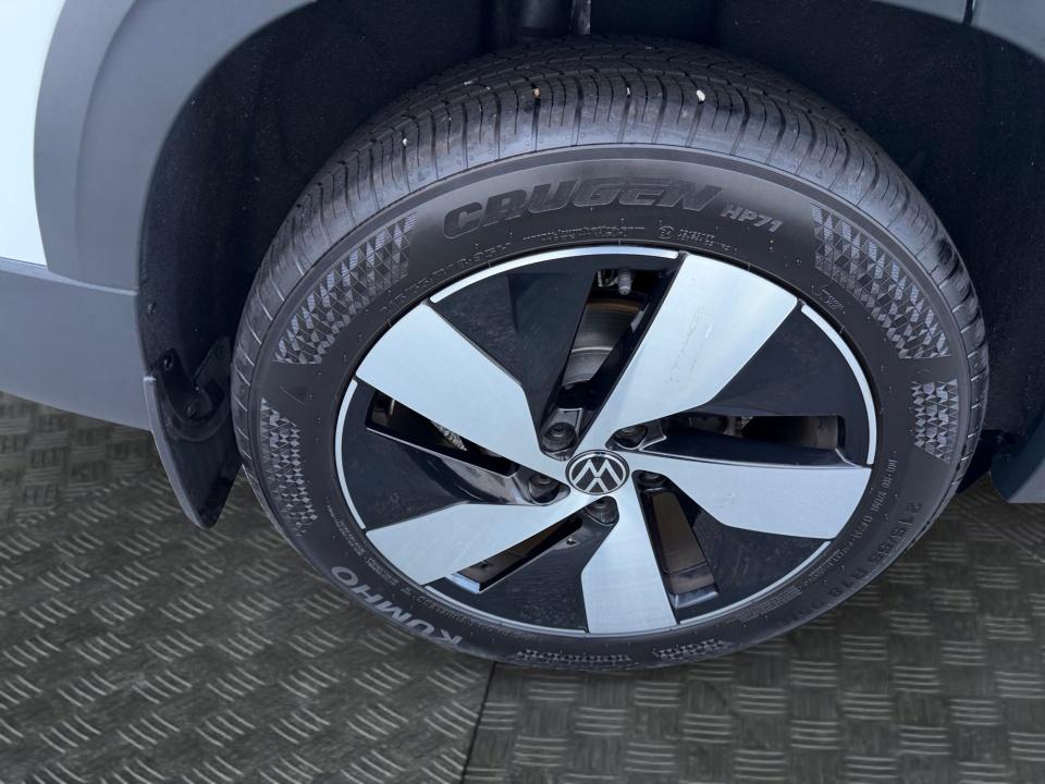 2026 Volkswagen Taos S