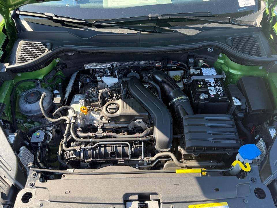 2026 Volkswagen Taos SE