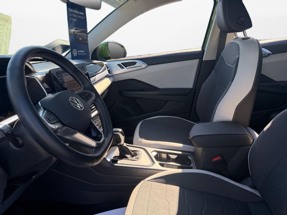 2026 Volkswagen Taos SE