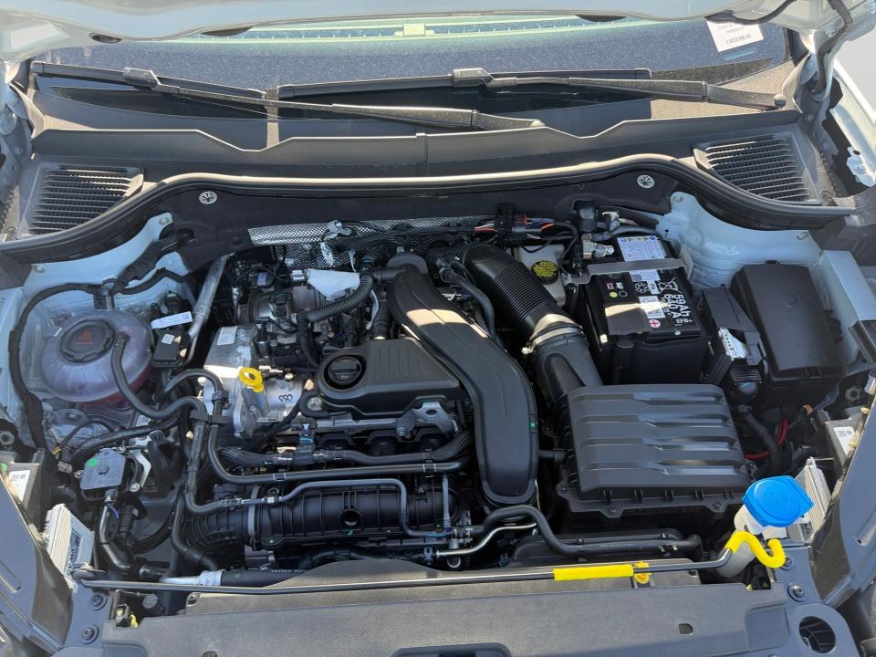 2027 Volkswagen Taos SE