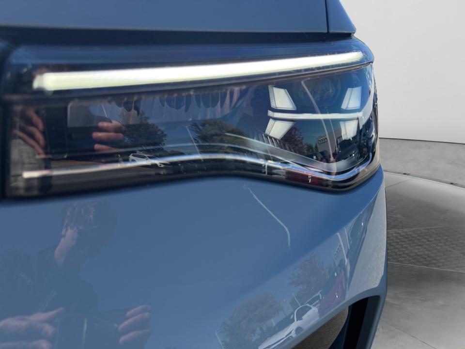 2027 Volkswagen Taos SE