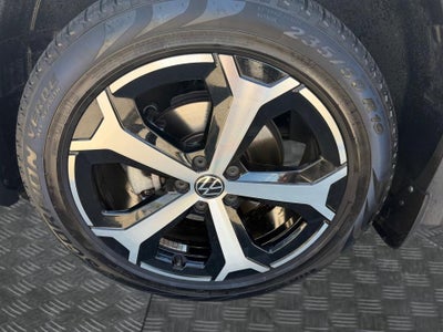 2025 Volkswagen Tiguan SE