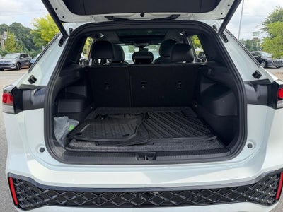 2025 Volkswagen Tiguan SE R-Line Black