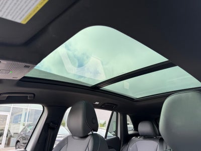 2025 Volkswagen Tiguan SE R-Line Black