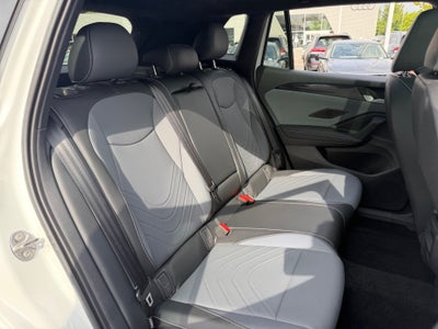 2025 Volkswagen Tiguan SE R-Line Black