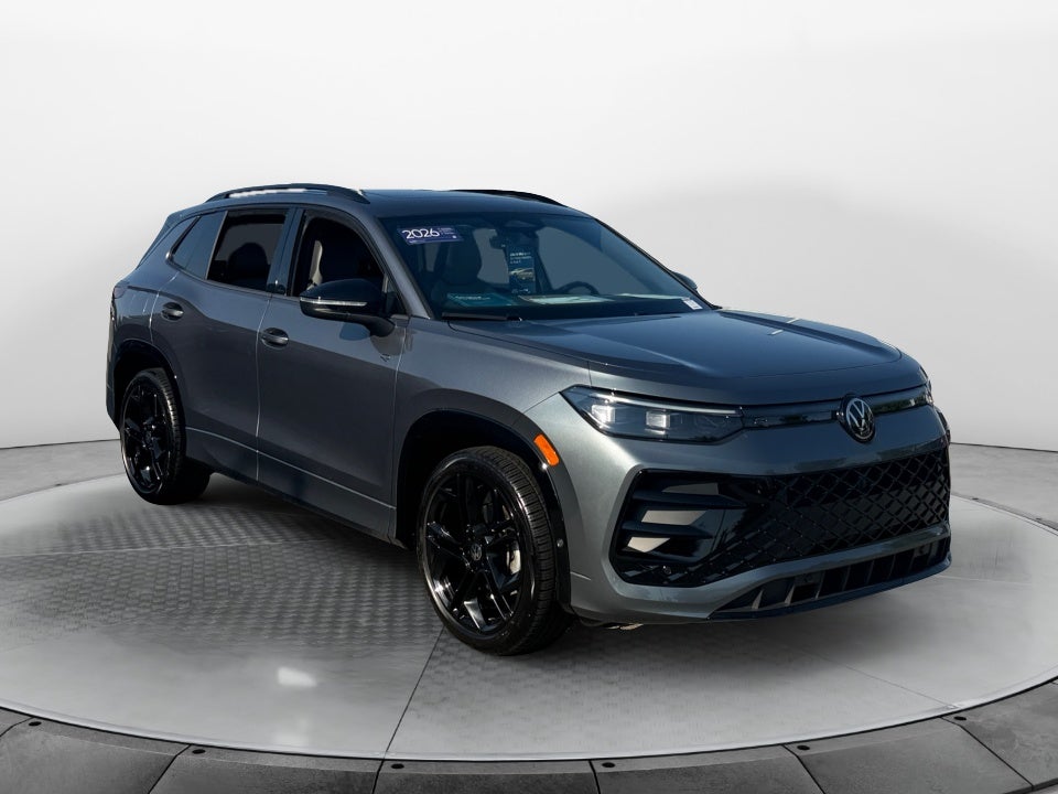 2026 Volkswagen Tiguan SE R-Line Black