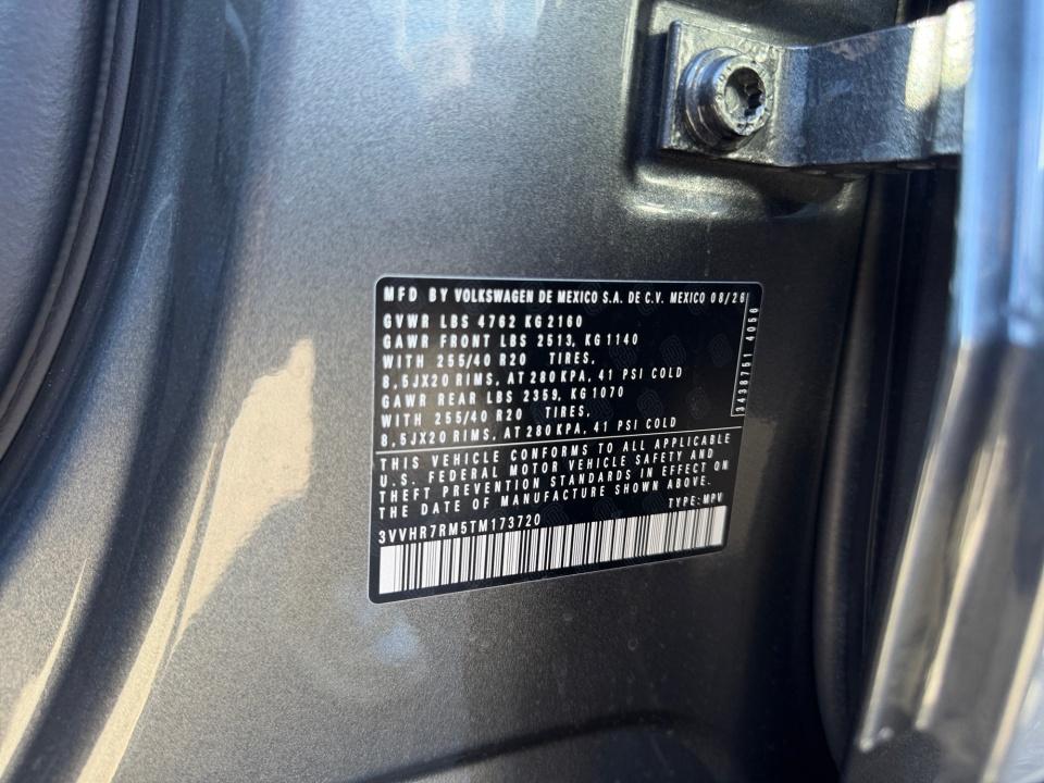 2026 Volkswagen Tiguan SE R-Line Black