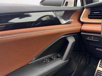 2027 Volkswagen Tiguan SEL R-Line Turbo