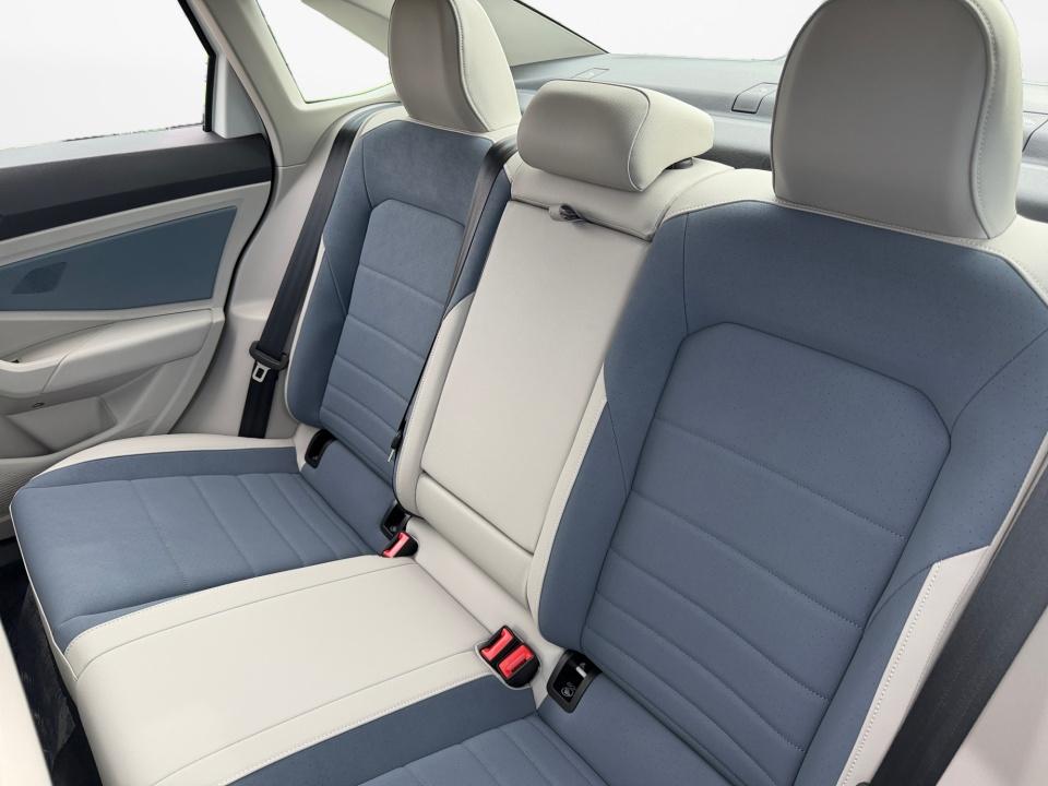 2027 Volkswagen Jetta SE