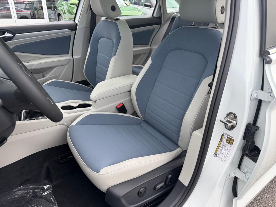 2027 Volkswagen Jetta SE
