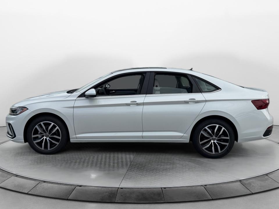 2027 Volkswagen Jetta SE