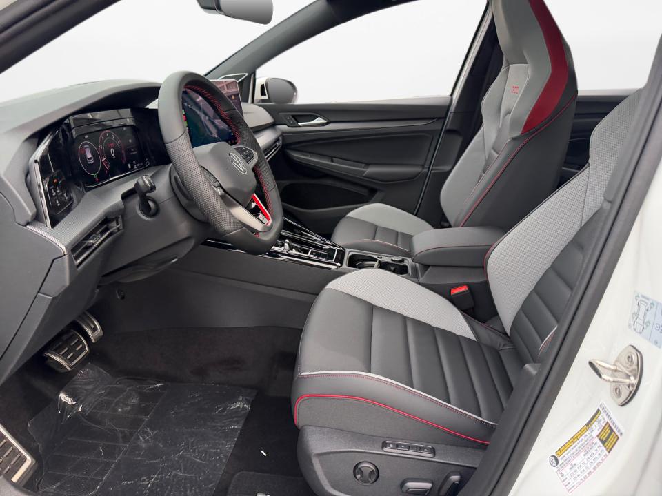 2026 Volkswagen Golf GTI SE