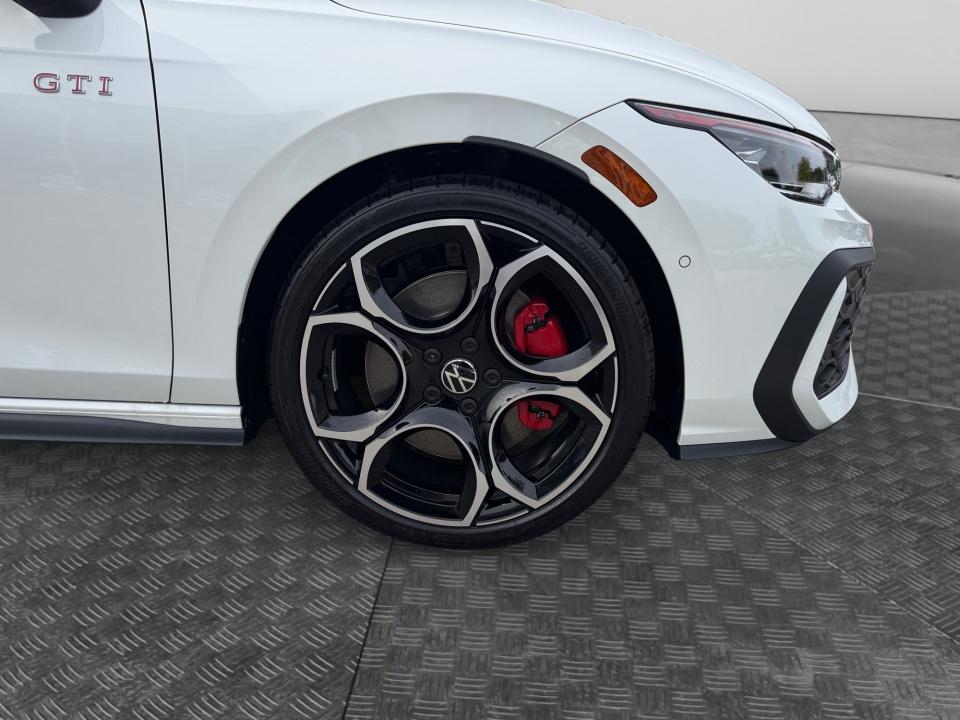 2026 Volkswagen Golf GTI Autobahn