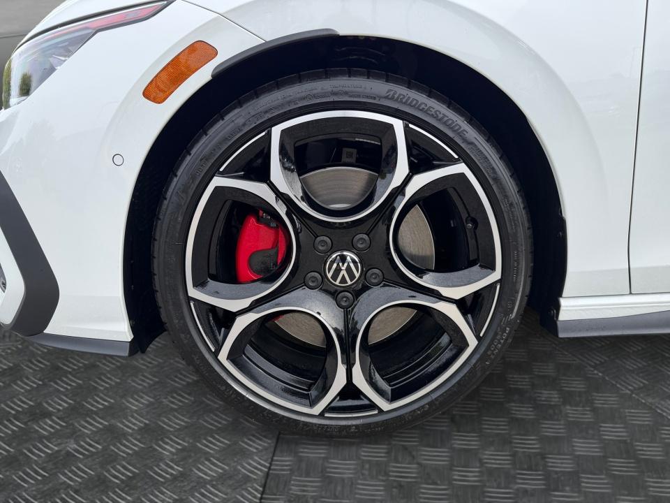 2026 Volkswagen Golf GTI Autobahn