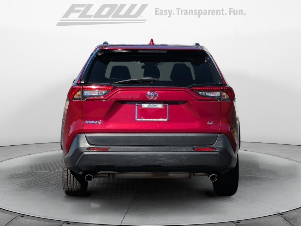 2020 Toyota RAV4 LE