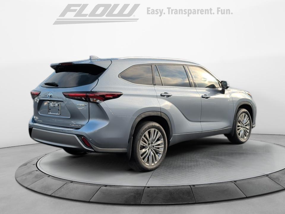 2024 Toyota Highlander Hybrid Hybrid Platinum