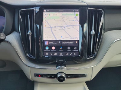 2023 Volvo XC60 Plus Bright Theme