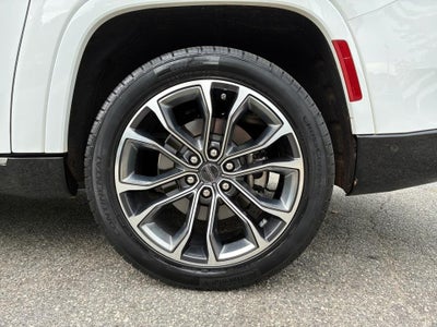 2023 Jeep Grand Wagoneer L Series III