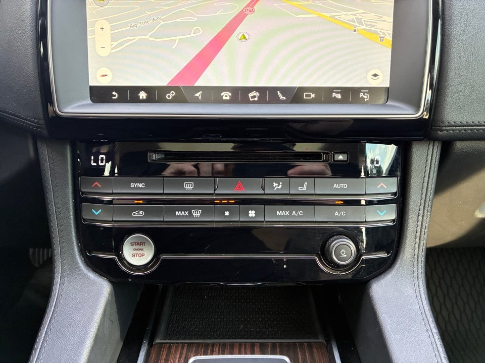 2019 Jaguar F-PACE 30t Prestige