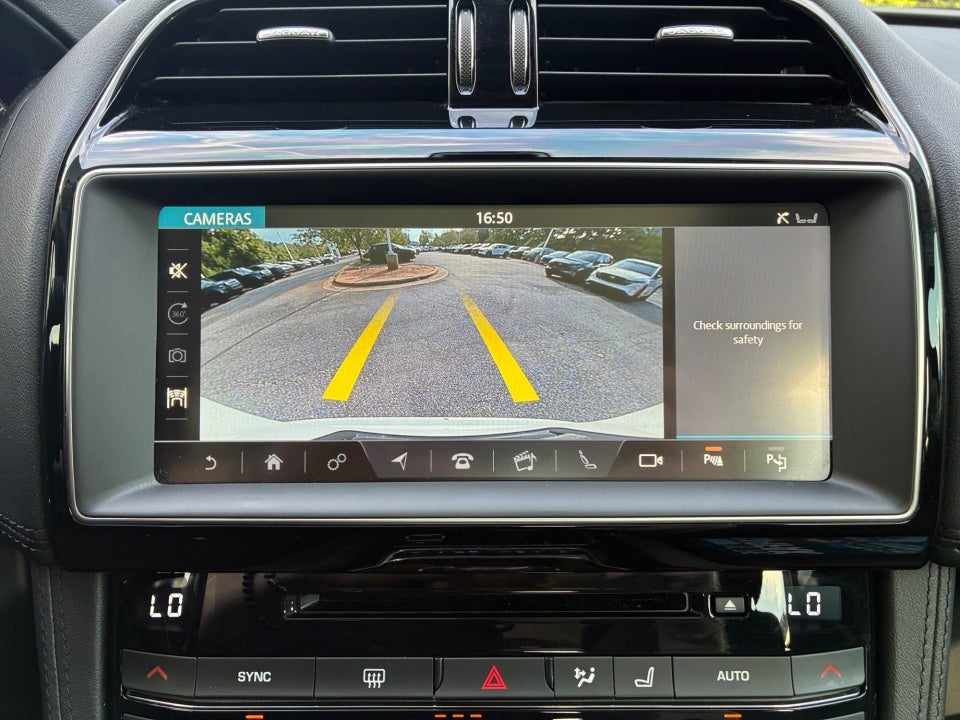 2019 Jaguar F-PACE 30t Prestige