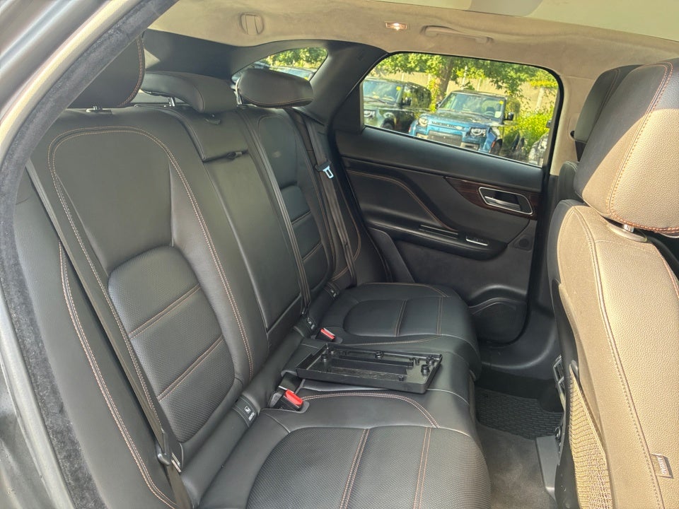 2019 Jaguar F-PACE 30t Prestige