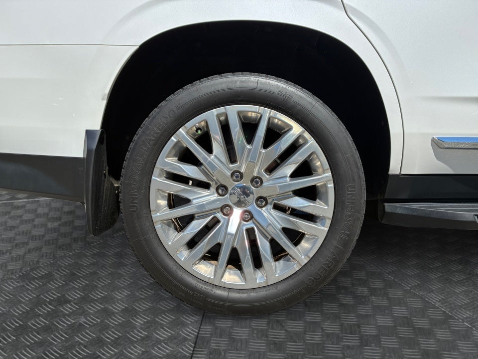 2022 GMC Yukon SLT